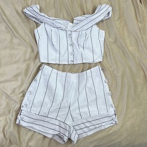 L’ATISTE short set from Apricot Lane